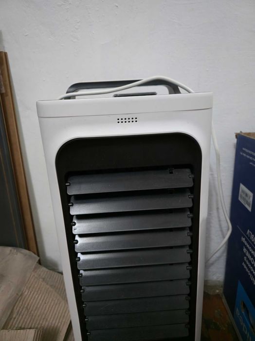 Охладитель/нагреватель воздуха Avura AV-702