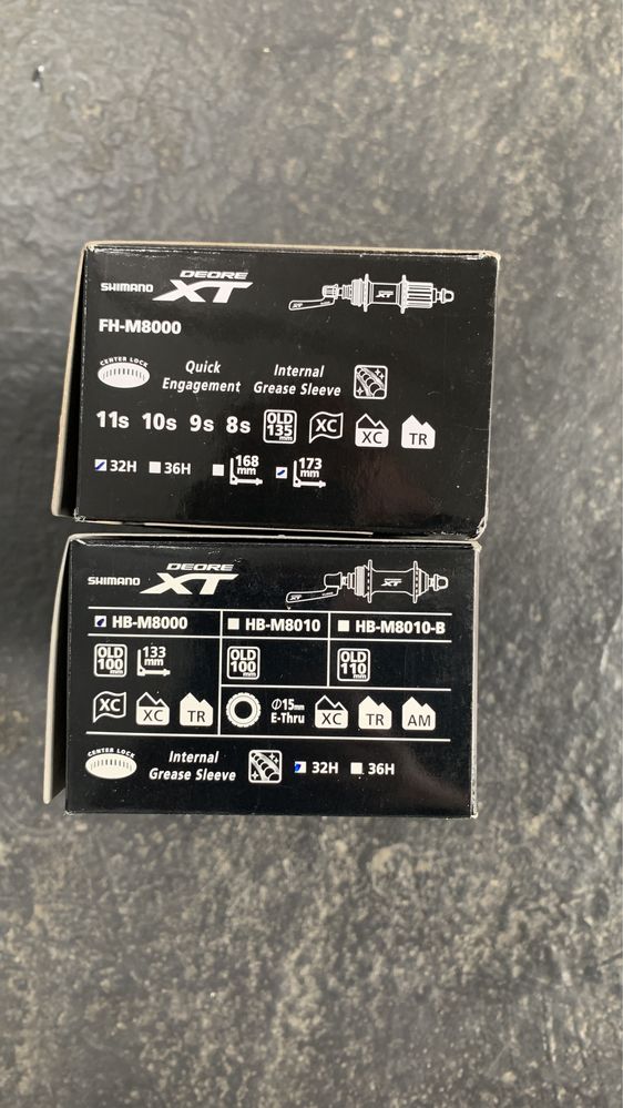 Set Butuci roată shimano XT