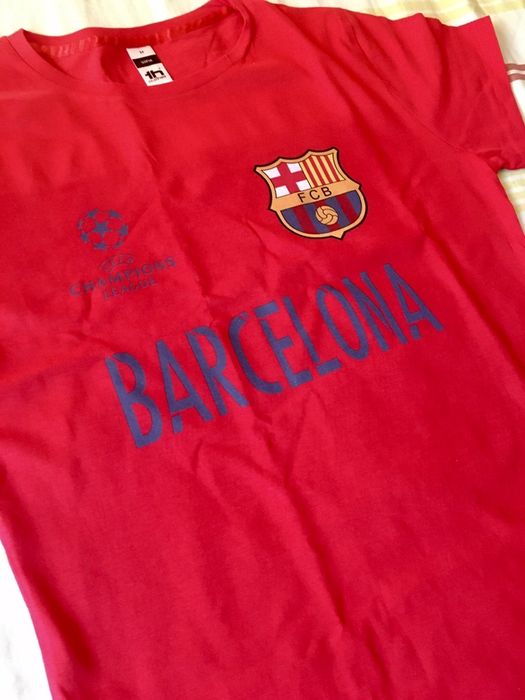 Уникални Дамски футболни фен тениски на Реал Мадрид и Барселона !