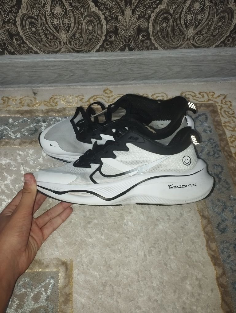 Nike zoom x новый