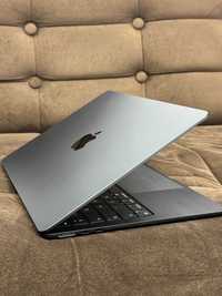 MacBook Air Apple M2 13, 6-inch 8/256 GB /Ноутбук/Продам срочно