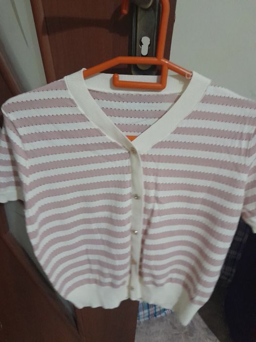 Продам тёплые кофточку