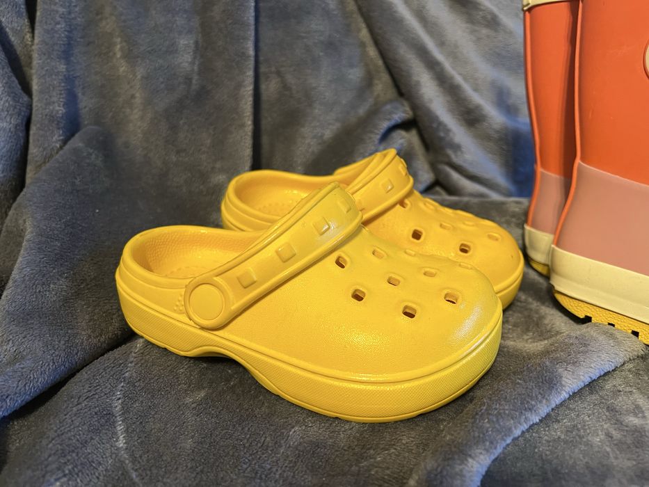 обувки, пантофи 24 размер