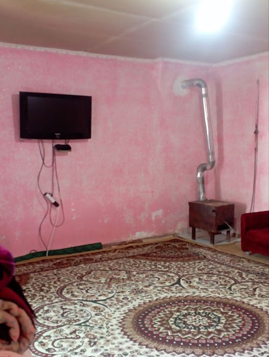 Бухоро вилояти Когон Шахарида ховли сотилади