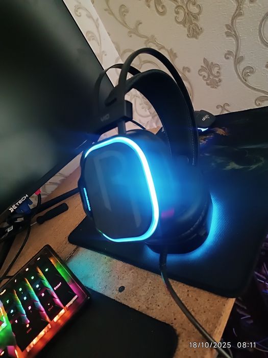 Gaming naushnik (RGB - yoritgichli)
