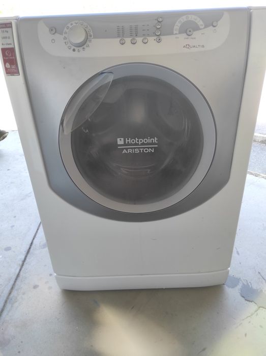 Продавам пералня Hotpoint Aniston AQXXL 109