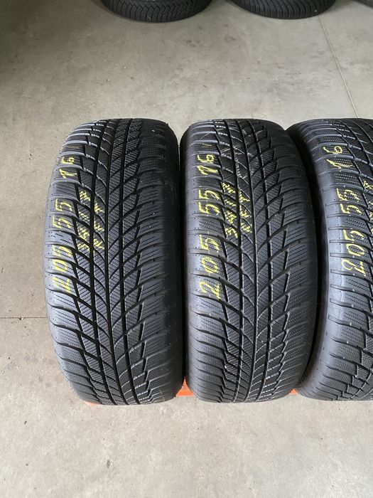 Anvelope iarna 205/55/16 Bridgestone Blizzak LM001 RFT 205 55 16 R16