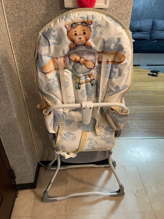 Scaun de masa bebe