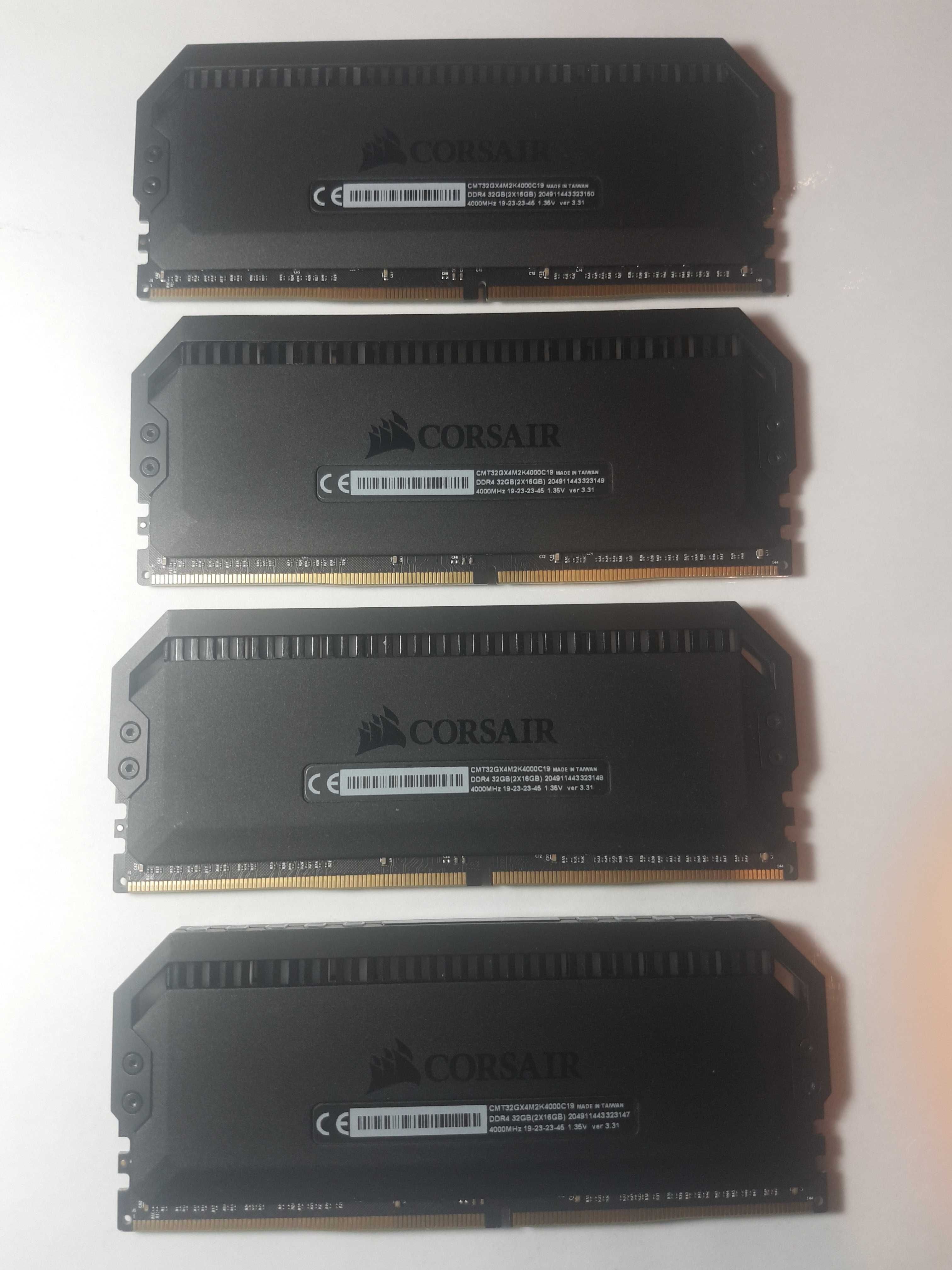 Corsair Dominator Platinum RGB 32GB(2x16GB), DDR4, 4000MHz, CL19,2 kit