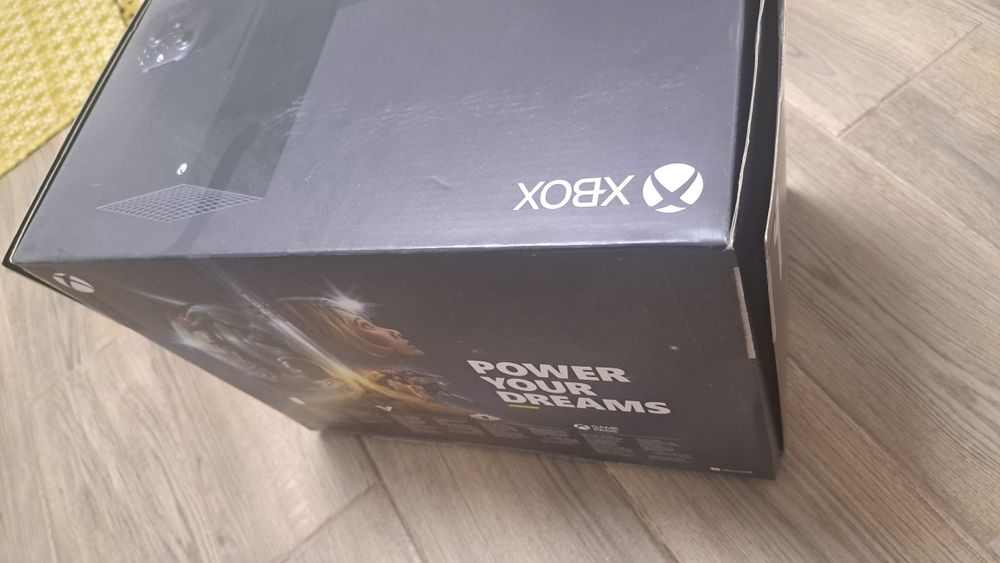 Xbox x cu un controller