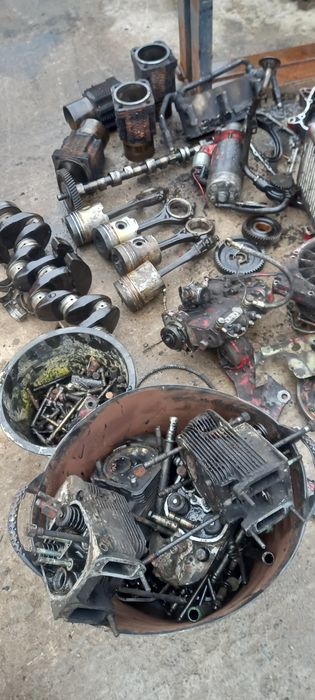 piese motor Deutz F4L912 volanta vibrochen ax came