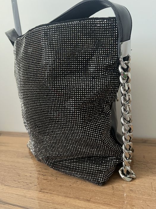 Продам в хорошем качестве натуральную кожаную сумку