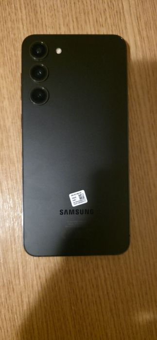 Samsung Galaxy S23 plus - 8GB RAM / 256 GB