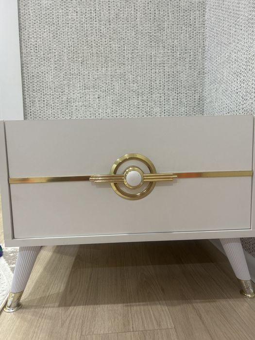 Продам тумба прикроватную