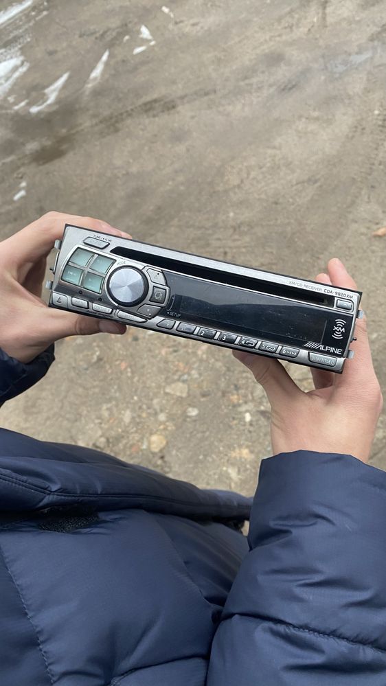 Магнитола Alpine