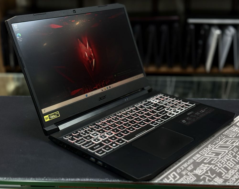 Acer Nitro 5 RTX-3070 8GB 32/512GB i9-11900H 11-avlod