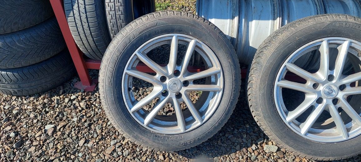 4 roti de ford 205/55/16