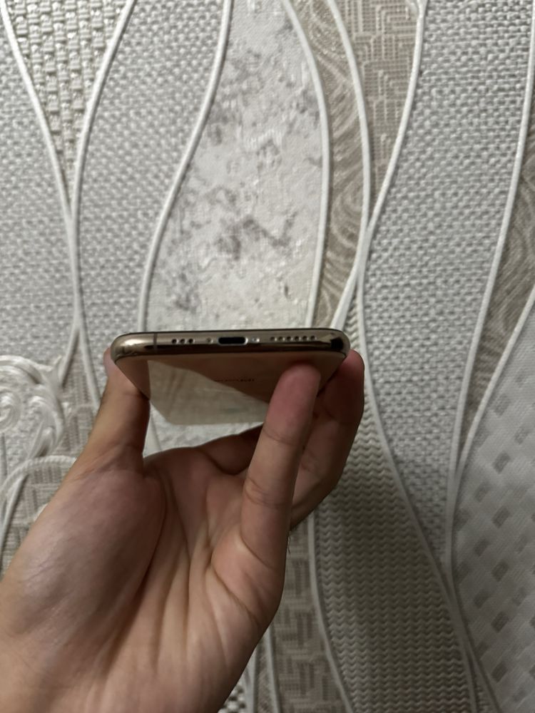 Iphone xs 64 g b