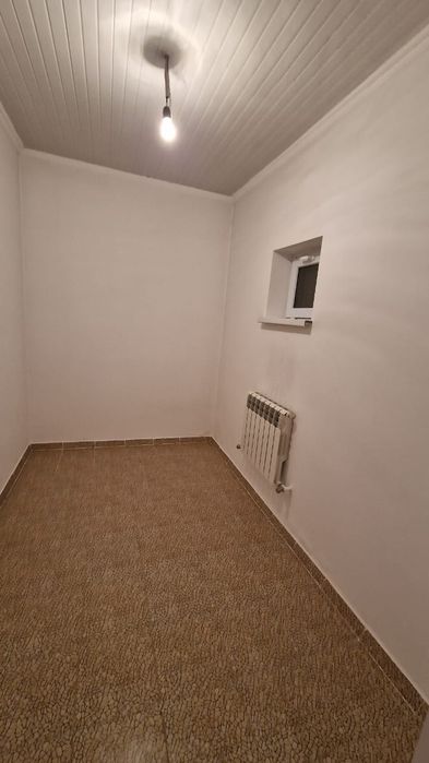 Помишение в мкр Достык, здается в аренду 72 метр квадрат со всеми удоб