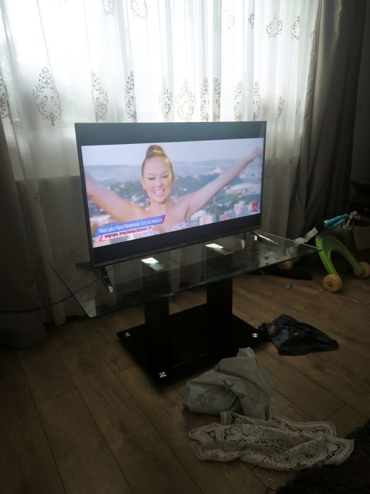 Televizor Panasonic 40 inci 101,6cm  diagonala Smart