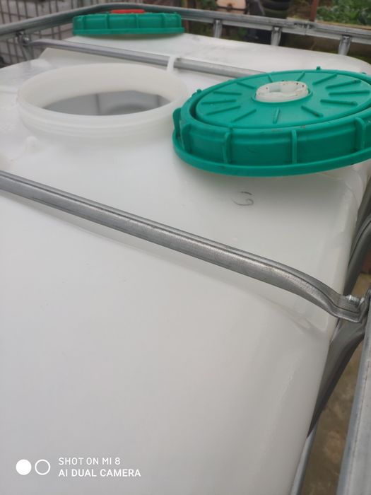 Mini- ibc 600 l albe , negre gură mare igienizate corbu cta transport