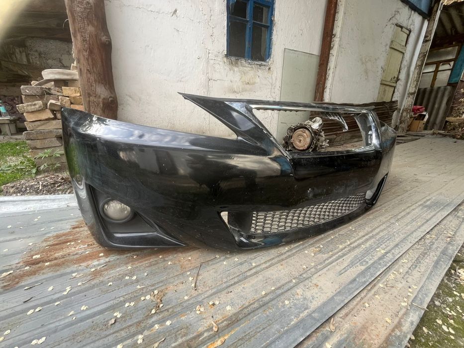 Бампер передний is lexus