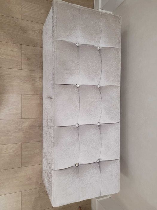 Голяма кутия за съхранение за спалня от кадифе в сивкав цвят