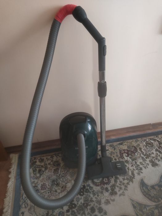 Продам пылесос    самсунг