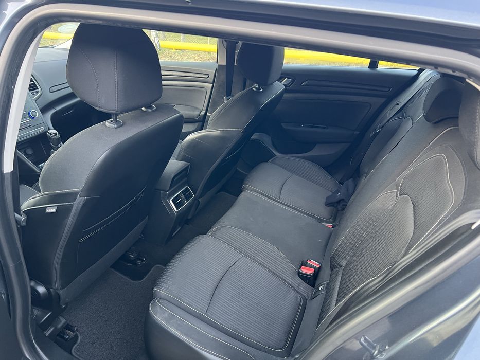 Vand Renault Megane 1.5 diesel 2017 !