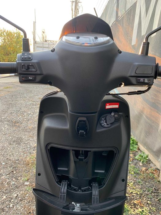 Scuter SYM Symphony , 125 cc, RATE ! Top - case ! Permis categoria B.