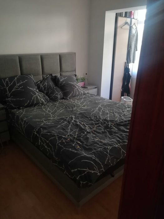 Vând apartament George Enescu, 3 camere, etaj 2