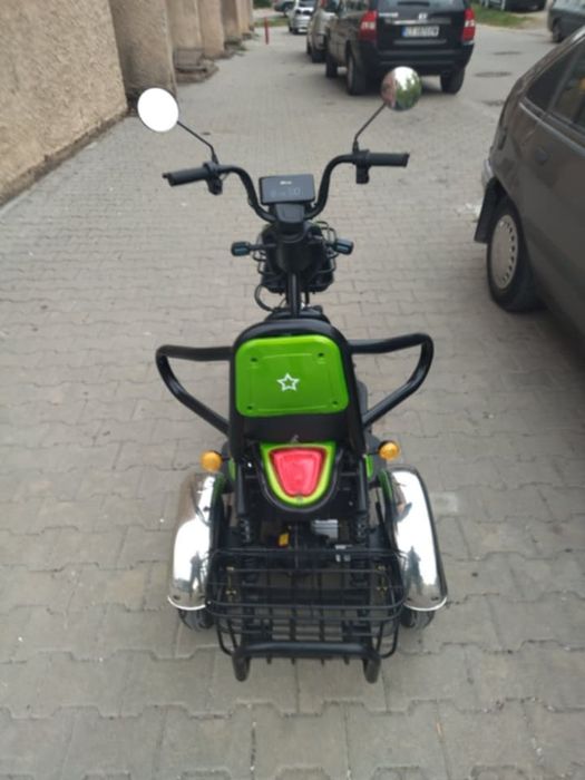 Електическа триколка