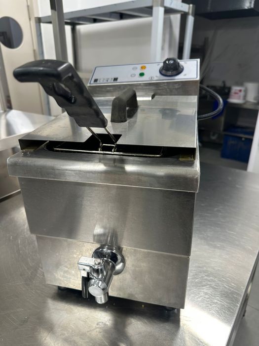 Продается фритюрница