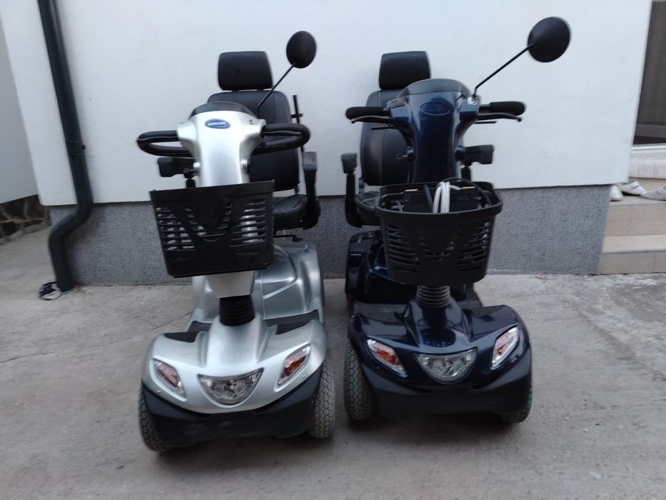Cărucior scuter electric persoane cu dizabilități