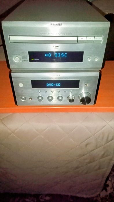 Sistem audio Yamaha RX e810/DVD e810