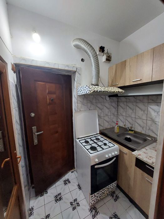 Închiriez garsoniera Bila Far