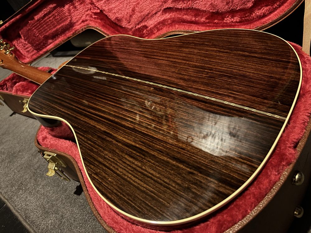 Gibson Songwriter Standard
