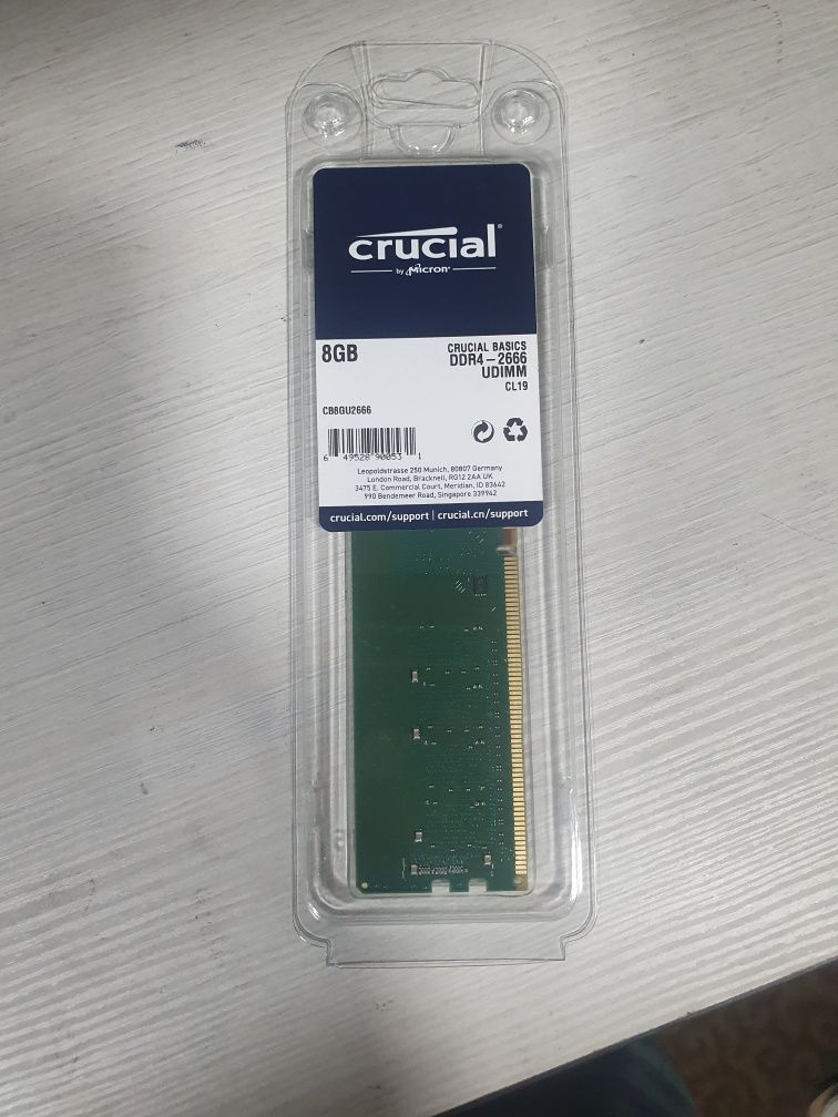 Оперативка CRUCIAL  BASICS 8 GB жудаям сифатли махсулот