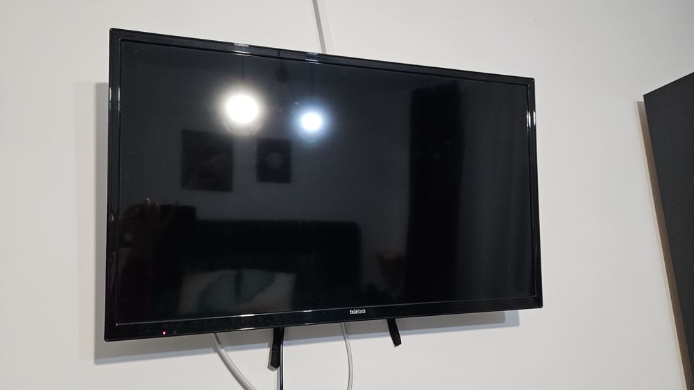 Televizor TeleTech 81 cm