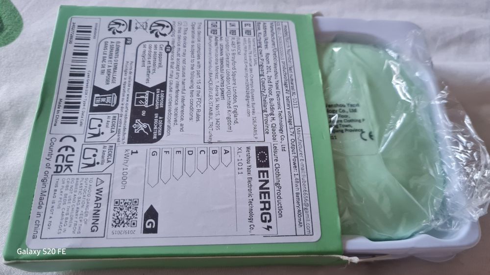 Vând oglindă machiaj de poșetă cu lumină led