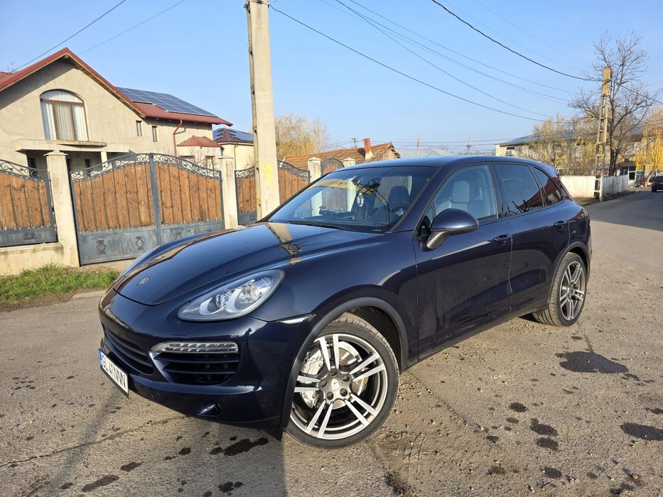 Porsche cayenne an 2012