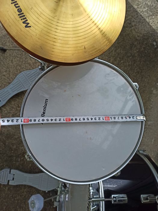 Продавам комплект детски барабани