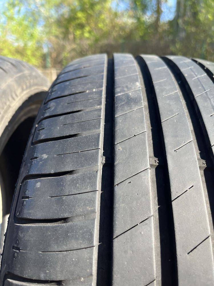 2 бр. летни гуми 225/45/18 GoodYear DOT 2517 5,5 mm