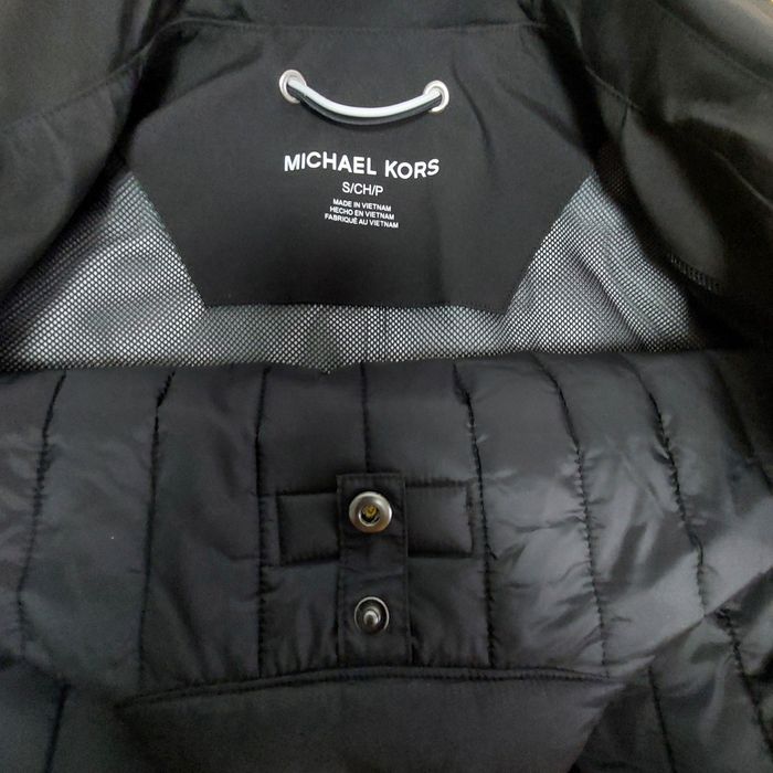Pardesiu Michael Kors