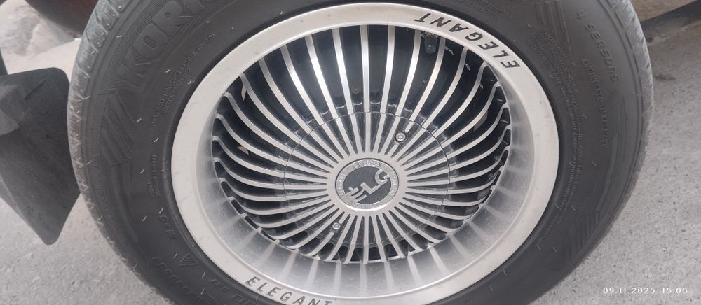 Elegant diska sotiladi ili abmen