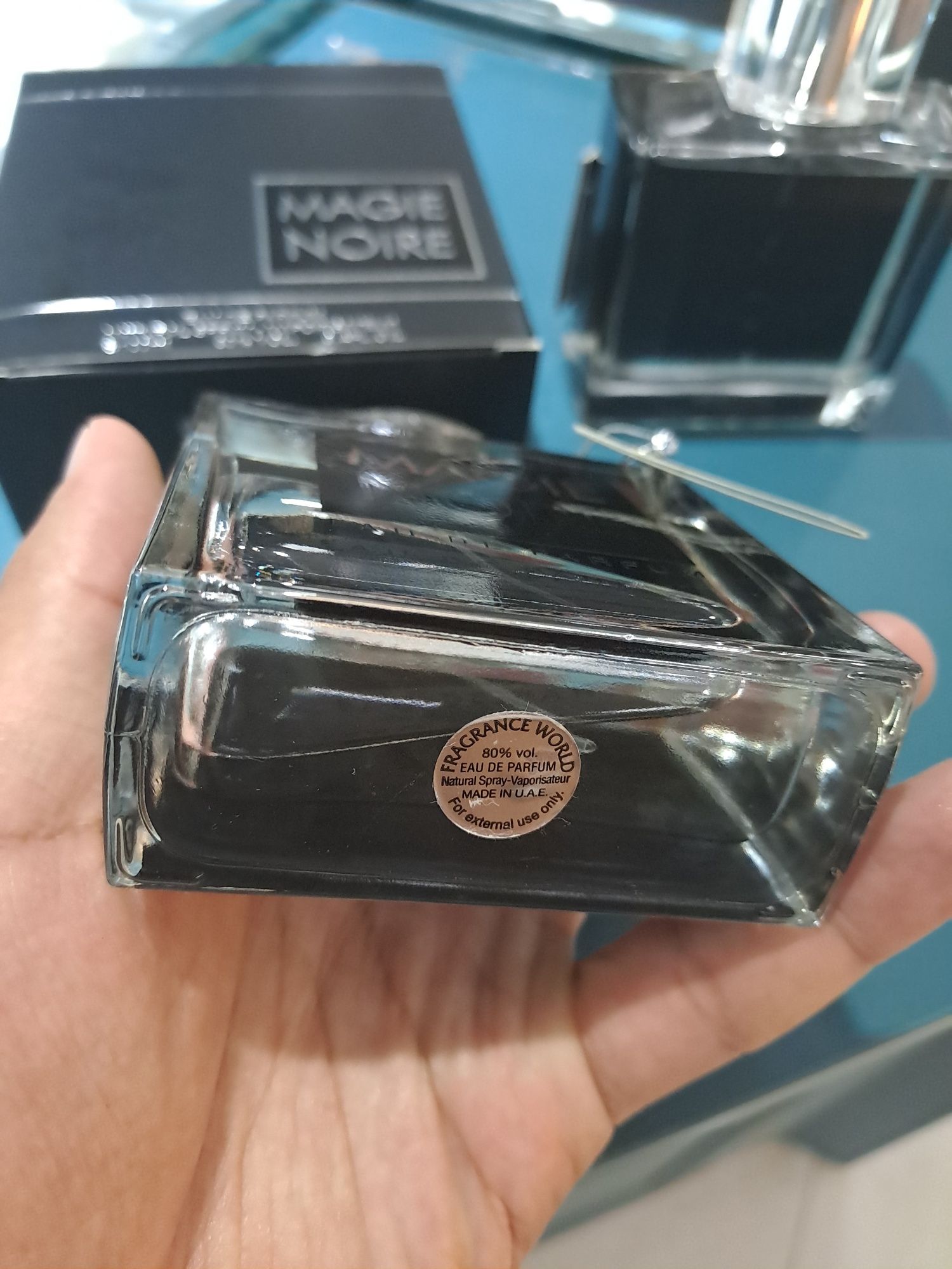 Magie Noire Fragrance World