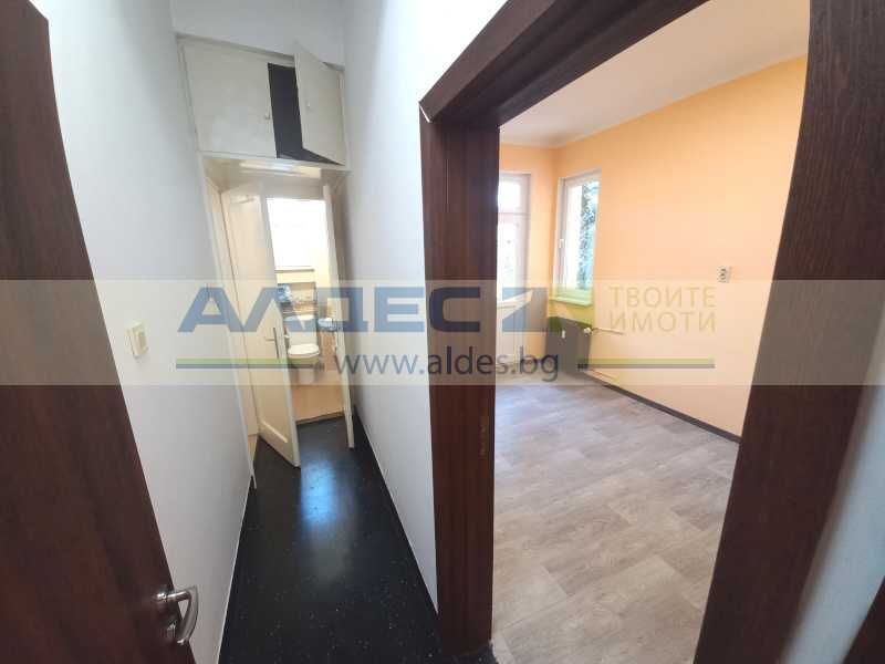 Дава се под наем Офис в София, Център - 108 кв.м за 950 € - Снимка #10
