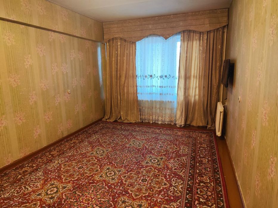 Кора камиш 2/4 Тансикбоев бозордан утганда гиштли дом 3/3/4 оила