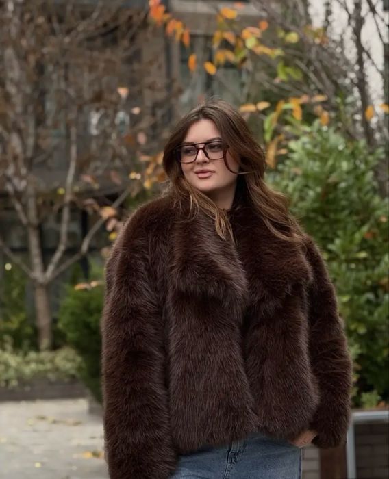 Дамско еко палто с лъскав косъм