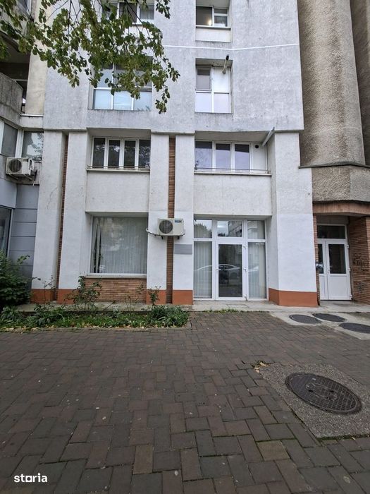 Liceul Sportiv - Adriatica - 100 mp utili - acces direct din pietonala